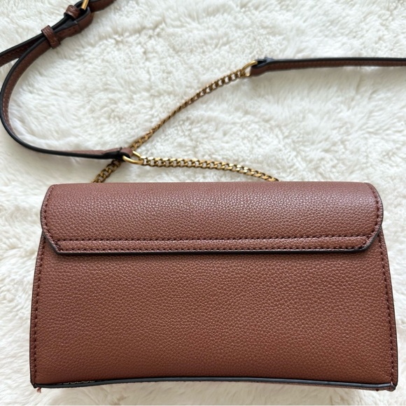 NEW!!! Guess crossbody handbag Fall 2024 - Picture 8 of 8